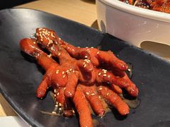 连骨头都不剩的鸡爪-佬肥猫(周浦万达店)