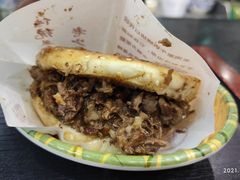 牛肉烧饼（多肉）-穆得·老周家牛肉烧饼(普利街店)