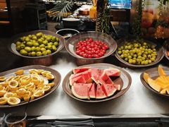 -钱小奴海鲜自助黑金店(杭州滨江龙湖店)