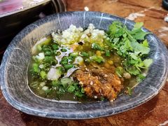 加汤前的料碗-耗儿鱼蛙蛙叫·老成都火锅(蛇口海昌街店)