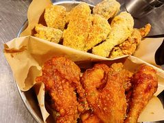 炸鸡翅一半一半-富乐满韩国正宗炸鸡韩国料理(虹泉路店)