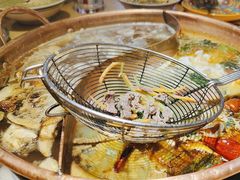 -洱火云南酸菜牛肉火锅(石景山当代商城店)
