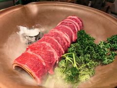 -三出山火锅(南京万象天地店)