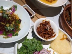 -关东小磨东北菜(漕河泾印象城店)