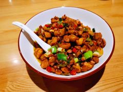 酱椒炒鸡-胡子大厨·超级小炒肉(晶耀前滩店)