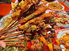 -威记烧嘢·南宁烧烤·超级生牛(绿地店)