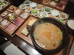 -银米·云南传统过桥米线(双廊黑金冠店)