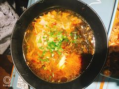 -八月美食小馆(银泰城总店)