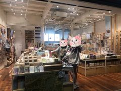 -猫的天空之城概念书店(杭州南宋御街店)