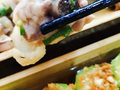 -胡须哥网红竹筒菜