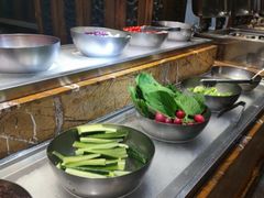 -春花秋月南美海鲜烤肉自助(中央大道店)