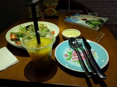 -JINNS锦时 steak&pizza(浸信会礼拜堂旧址店)