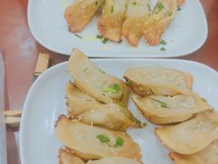 -小姜锅贴(凤凰街店)