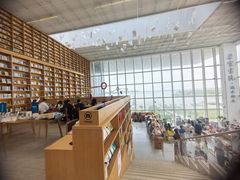 -朵云书院(滴水湖店)