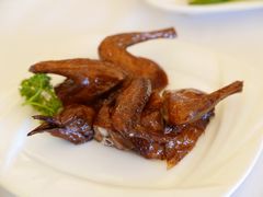 脆皮乳鸽-海逸海鲜酒家(古北店)