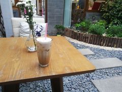 玫瑰拿铁-蜜舍咖啡(洋人街店)