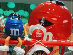 -m豆巧克力世界(上海世茂广场店)