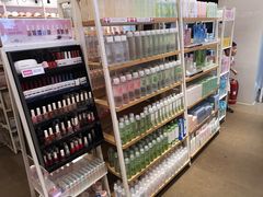 -名创优品(河南郑州健康路2店)