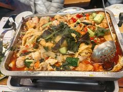 -后街佬·炭火鲜鱼杂(南城店)