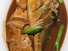 -小船渔村•大连菜•大连焖鱼(黄河路店)