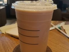 -星巴克(汾阳路店)