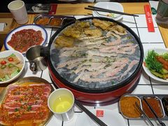 -么肆烤肉·中式自助·烤肉大排档(街道口季佳PAI店)