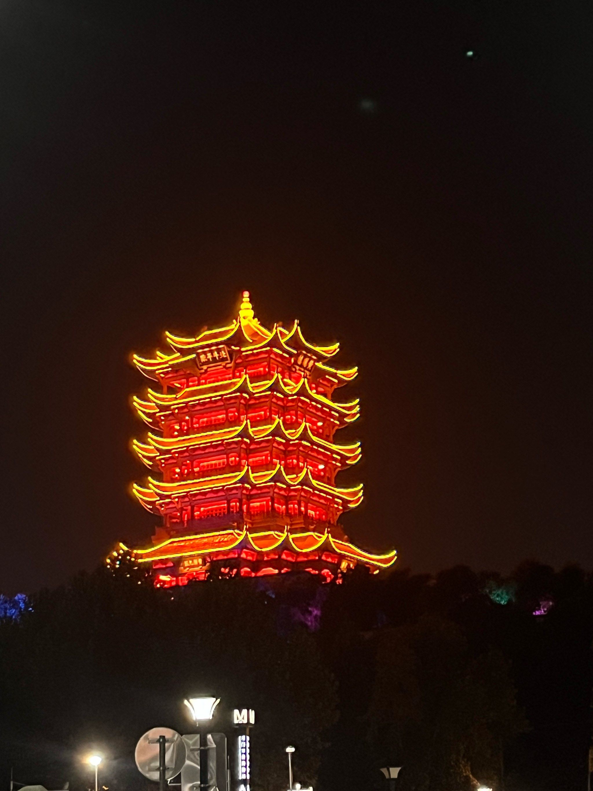 黄鹤楼的夜景