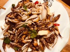 -喝丢一只鞋海鲜烧烤·海肠捞饭(东关街店)