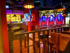 -Helens海伦司小酒馆(上海东明广场店)