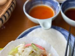 -包整·丝娃娃(一览甲秀楼风景店)