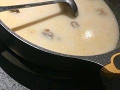 娃娃菜-煲宫猪肚鸡(昆山金鹰国际购物中心店)