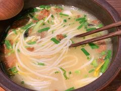 -良米山·云南野生菌过桥米线(上海首店)