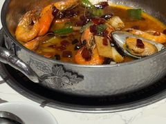 -七欣天香辣蟹火锅(闵行浦江欢乐颂店)