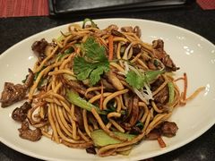 亚洲风味炒面配鸡肉-WOLFGANG PUCK KITCHEN & BAR(迪士尼小镇店)
