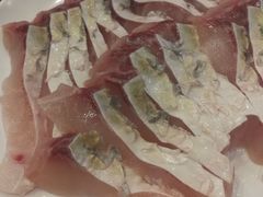 脆皖鱼腩-正能量脆肉鲩火锅