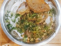 -李氏紫竹林卤粉(火车站店)