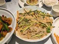 -关东小磨东北菜(漕河泾印象城店)