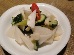 什锦泡菜-渝信川菜 · 川味家常菜(长安店)