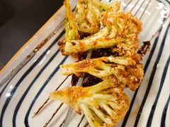 -许哥东北烧烤·铁丳烤串·宫后夹肉(繁花中心店)