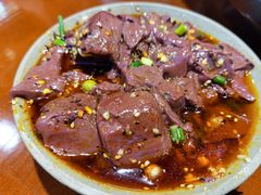 特色秘制红油血旺-谢老五跷脚牛肉·非遗传承店