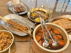 -乐兔串工坊·炖肠(万达店)