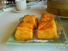 好吃的榴莲酥-海逸海鲜酒家(古北店)