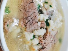 -刘信牛羊肉泡馍小炒(回民街店)