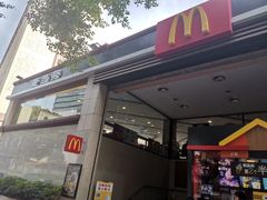 -麦当劳(东方时代广场分店)