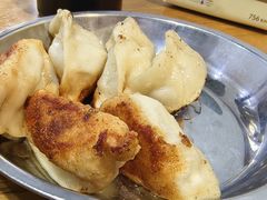 -黄阿姨锅贴大王(万航渡路店)