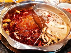 正宗川味鸳鸯锅底-玉林串串香(桥西店)