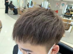 -八佰伴8008星级形象店