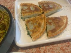韭菜盒子-红樱桃·欢乐餐厅(太原里店)