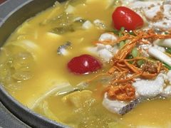 -山城外·非遗酸菜鱼(蜀都万达店)