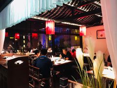 大堂-红蜡烛•瓦罐粥家常菜•夜宵(中山路店)